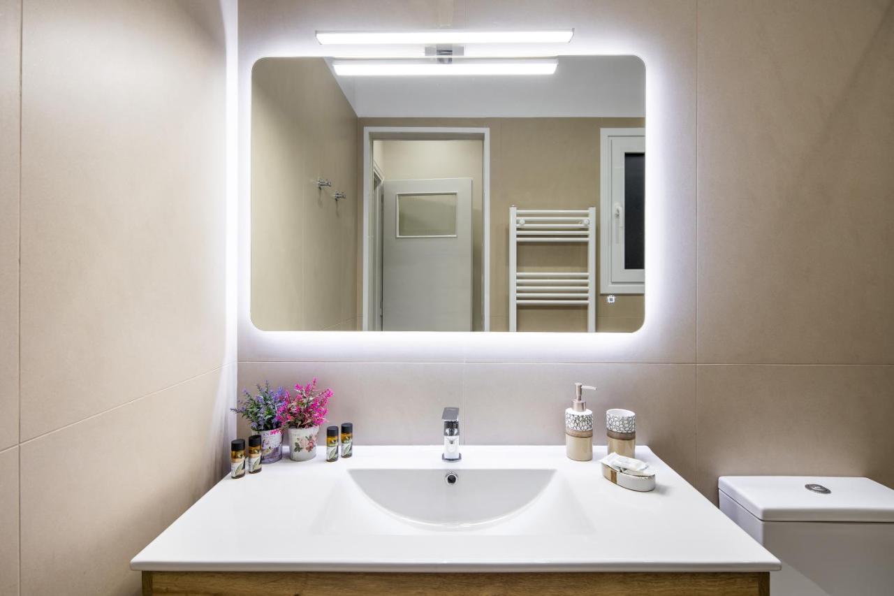Renovated Apartment Near Acropolis Athene Buitenkant foto